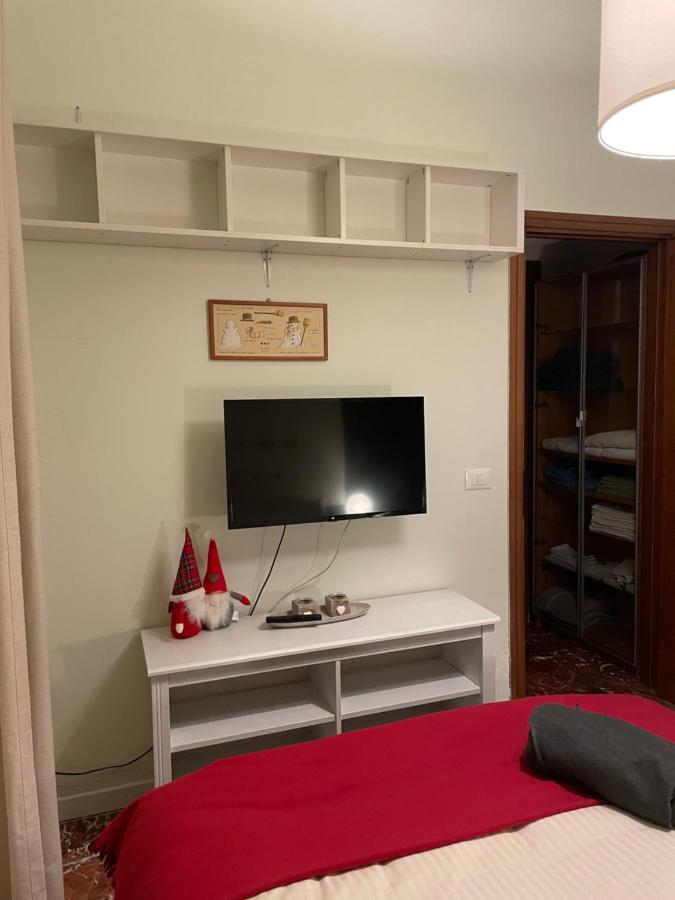 Claudia Nel Cuore Di Forte Dei Marmi Kültér fotó